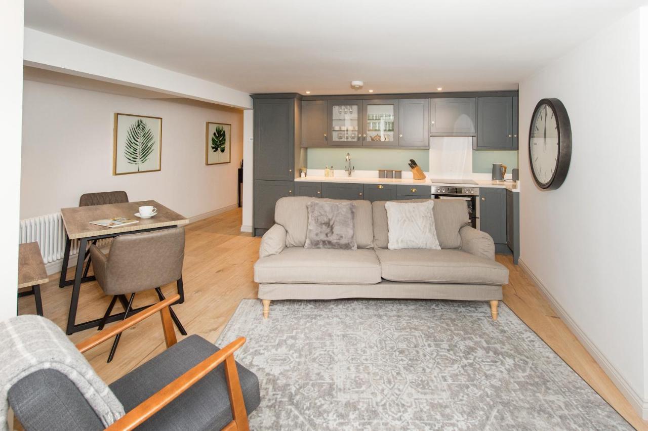 The Burrow By Harrogate Serviced Apartments Extérieur photo