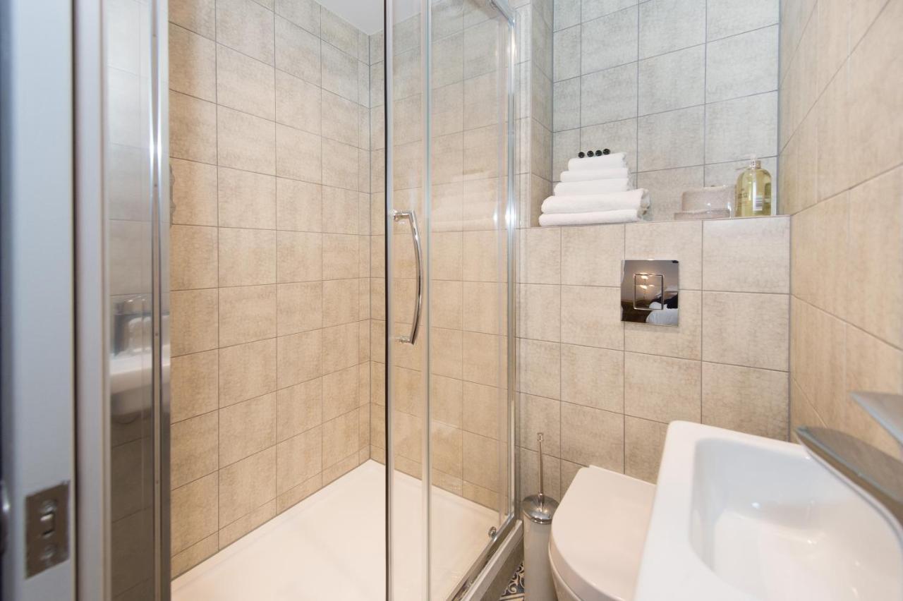 The Burrow By Harrogate Serviced Apartments Extérieur photo