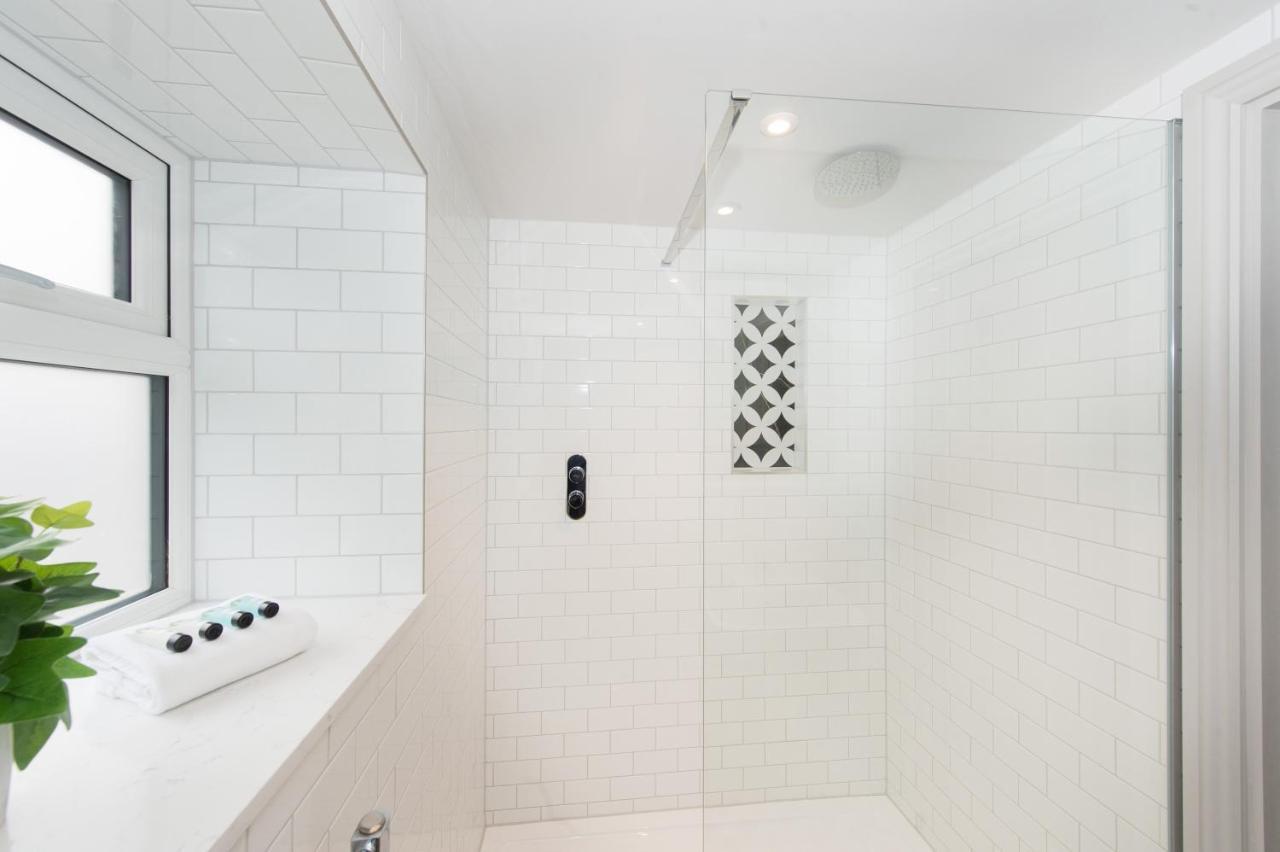 The Burrow By Harrogate Serviced Apartments Extérieur photo